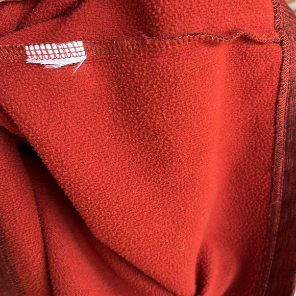 Blue mountain Red pull over shirt size 3XL - Picture 6 of 6